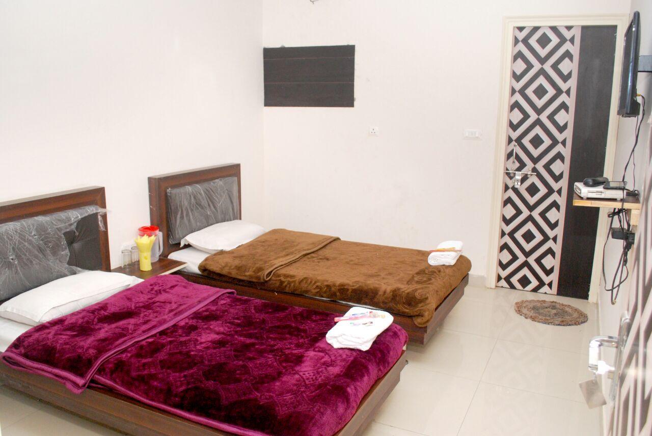 Hotel Harish Palace Агра Экстерьер фото